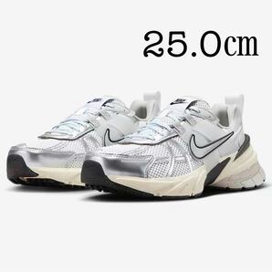 25.0㎝ NIKE V2K ラン ナイキ ホワイト シルバー