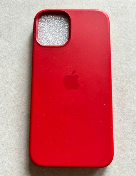 iPhone12mini 純正ケース赤