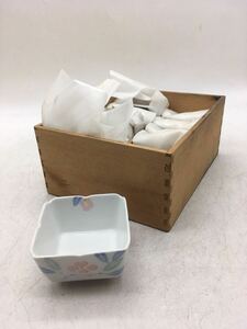 【1円スタート】有田焼 李山 鉢揃え 花柄 絵付け 和食器 木箱 保管品 副菜 陶器 コレクション レトロ 四角 大小 DM0516L