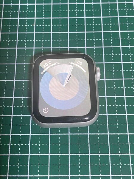Apple Watch Series 4 GPS 40mm シルバーアルミニウム アップルウォッチ