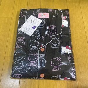 新品　ハローキティ　パジャマ　長袖　綿100 男女兼用　Mサイズ　定価¥5390
