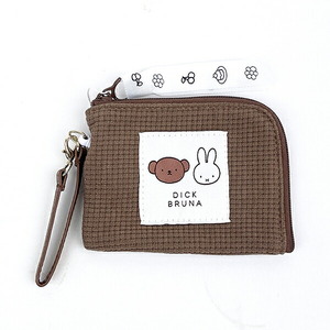  Miffy miffytei Lee pouch ( beige ) Nakayoshi badge series ticket holder 