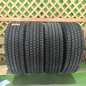 2315 トーヨー　245/70R19.5 136/134J バリ山　スタッドレス　４本　8分山　2023 片減り　激安プライス