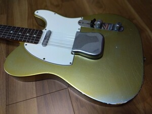 ● супер . редкость . настоящий ..Fender Custom Shop 67 Telecaster Firemist серебряный ..2005 год производства 