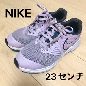 NIKE レディーススニーカー