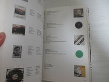 C967 洋書 Vinyl Records and covers by artists Guy Schraenen レコード/ジャケット/レコジャケ/カセットテープ/CD/アート/デザイン/音楽_画像6
