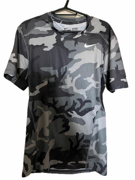 NIKE ナイキ半袖Tシャツ　Mサイズ 半袖テック