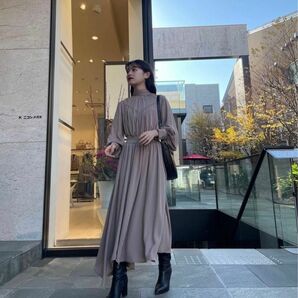 l'or ロル　Back-tie Shirring Dress ワンピース　l'aube blanc ローブブラン