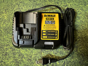 デウォルト(DEWALT) 充電器 DCB112