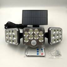 (A) ソーラーセンサーライト ３灯式 屋外 室内 人感 防水 分離型 LED _画像7