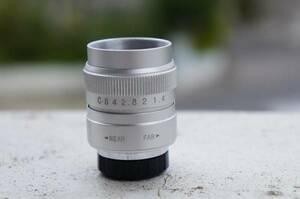 Cマウントレンズ 25mm F1.4 シルバーレンズ 【新品】