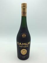 F16♪【未開栓】CAMUS NAPOLEON カミュ ナポレオン VIEILLE RESERVE ヴィエイユ リザーブ コニャック 700ml 度数記載なし 洋酒 古酒 ♪_画像2