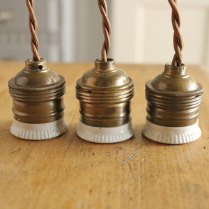 3個セット* 1920年代 フランス アンティーク 飴色 陶器 フランジ 真鍮 ソケット ランプ D*/吊り下げ 北欧 照明 カフェ アトリエ ライト