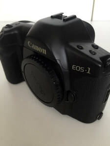 即決 美品 動作品 CANON EOS-1 一眼レフ 本体 フィルムカメラ オートフォーカス キャノン・イオス 銀塩カメラ 作動品 完動品 電池交換済み
