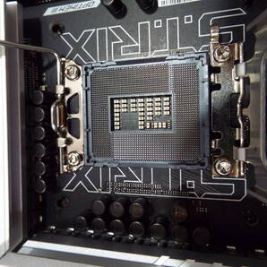 送料無料 訳アリ ASUS ROG STRIX Z790-A GAMING WIFI D4 Intel 12世代 13世代 14世代 LGA1700 ATXマザーボード ゲーミング ホワイトの画像7