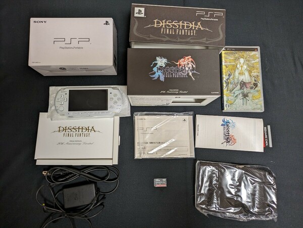 【美品】PSP 3000 本体 ディシディア ファイナルファンタジー FF20th アニバーサリー リミテッド メモリースティック8GB