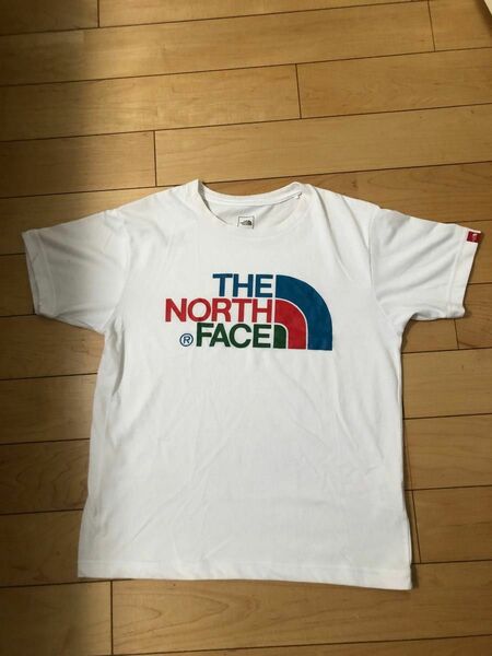 THE NORTH FACE ザノースフェイス　Tシャツ