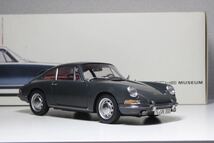 Aa特注 1/18 AUTOart Porsche 911 901 1964 Grey Museum 77911 オートアート ポルシェ 2.0 クーペ グレー ポルシェミュージアム ジャンク_画像3