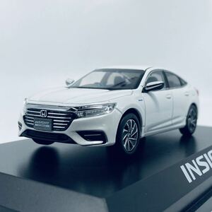 外箱無し HONDAディーラー純正 ホンダコムテック1/43 HONDA INSIGHT Platinum White Pearl ホンダ インサイト プラチナホワイトパール