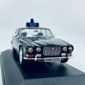 CORGI VANGUARS 1/43 JAGUAR XJ6 SERIES 1 4.2 Jaguar XJ6 Dan fleece * and *gyaro way traffic patrol car 