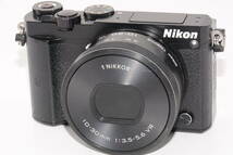 【外観特上級】Nikon ミラーレス一眼 Nikon1 J5 標準パワーズームレンズキット　#s7441_画像1