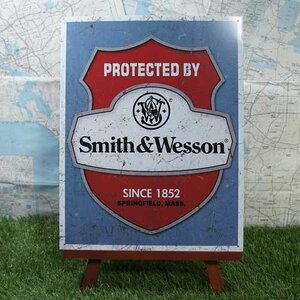 新品★インテリア雑貨★【ブリキ看板】Smith & Wesson／スミス＆ウェッソン　Protected By