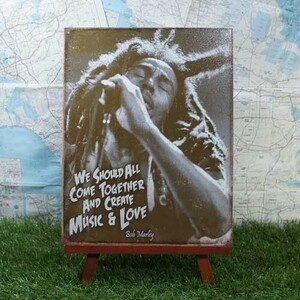 新品★インテリア雑貨★【ブリキ看板】Bob Marley／ボブ・マーリー　Music & Love