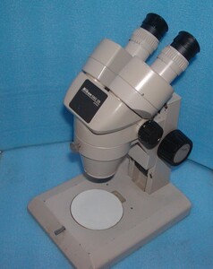  Nikon . eye real body microscope 