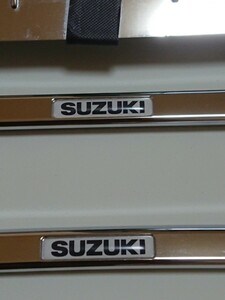 スズキ シルバーメッキナンバーフレーム ハスラー ワゴンR スペーシアなどなどに 磨き済みです SUZUKI現品品番BC001-550A32現行モデル
