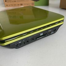 未使用品 TOSHIBA 東芝 REGZA ポータブルDVDプレーヤー SD-P76SG 7V型 グリーン _画像4