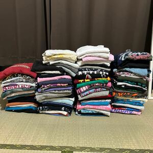  old clothes large amount summarize T-shirt remake for old clothes . Junk size various 100 put on 