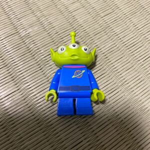  Lego Toy Story mini figure Alien little green Monstar 