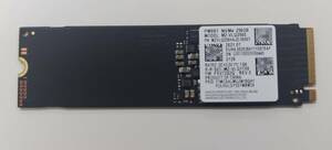 08【中古】SAMSUNG MZVLQ256HAJD M.2 NVMe 256GB SSD