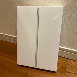 【新品未開封】24時間以内に発送　iPad 10.2インチ 第9世代 Wi-Fi 64GB シルバー MK2L3J/A 