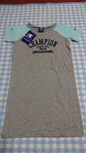 175☆未使用・保管品☆Champion☆半袖Tシャツチュニックワンピ 灰色130