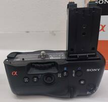 SONY ソニー α77 SLT-A77V、VG-C77AM 縦位置 グリップ 箱、バッテリー、充電器、取扱説明書 他付_画像9