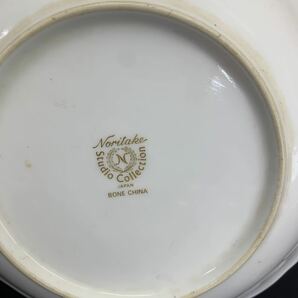 US240409 E-151 洋食器 ノリタケ Noritake BONE CHAINA ボーン チャイナ カップ ソーサー プレート ケーキ皿 お茶碗 まとめ 現状品の画像9