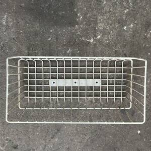 J1 Manufacturers unknown car make unknown front basket medium sized type 