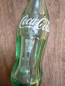 コカ・コーラ瓶　レア カタカナ エンボス 190ml 昭和レトロ