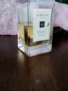 ジョーマローン ロンドン ハニーサックル&ダバナコロン 100ml 残り半分位