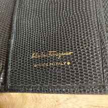 フェラガモ　Ferragamo　長財布　ブラック　黒　金金具 Salvatore サルヴァトーレフェラガモ 財布 ヴァラ_画像9