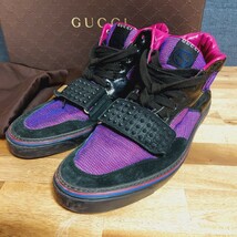 美品GUCCI箱付きグッチ　メンズ　ハイカット　スニーカー　紫　レア　黒　ピンク_画像1