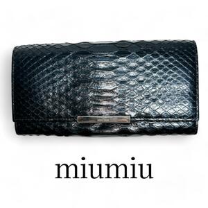 miumiu leather black lady's long wallet 