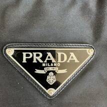 1円〜 PRADA プラダ トートバッグ ハンドバッグ テスートナイロン 三角ロゴプレート　デカロゴ　肩掛け　ブラック　黒 _画像2