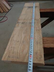 レッドオーク　荒材　No.240520-D　無垢　乾燥材　板（長さ720㎜ｘ幅175㎜ｘ厚み33㎜）1枚　木材　DIY　棚板　小物作りに