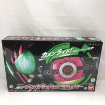 【中古】バンダイ 変身ベルト DXネオディケイドライバー 開封済み 箱傷みアリ 仮面ライダー_画像2