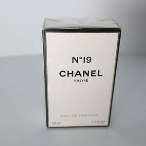 未開封 シャネル CHANEL No.19 オード パルファム 50ml 