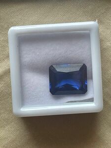 鑑定書付き　天然ブルーサファイアルース　9.7ct