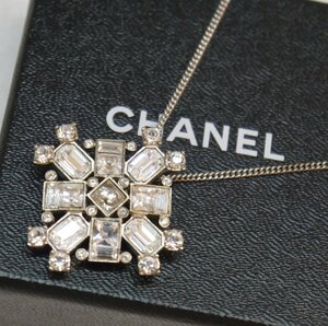 送料無料 USED良品・保管品 CHANEL シャネル ネックレス ココマーク 08A シルバーカラー 外箱付 レディースアクセサリー