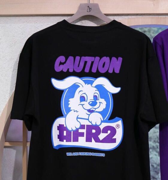 『新品』FR2撫子★ CAUTION Rabbit Tシャツ Mサイズ★黒 ブラック★京都限定 FR2 梅 京都 撫子 月桃 柳 沖縄 大阪 doko